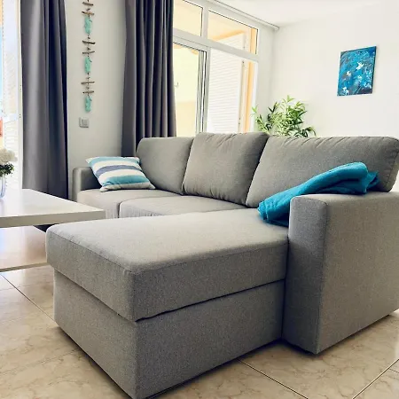 Penthouse With Ocean View & Rooftop Terrace Apartmán
